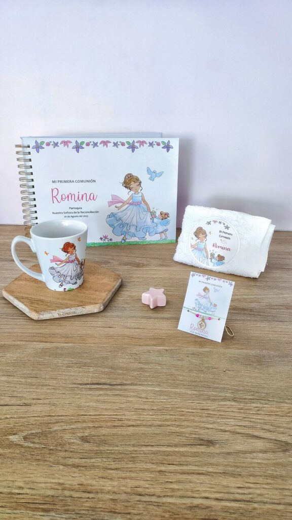 caja de regalo para una niña o niño que haga primera comunion